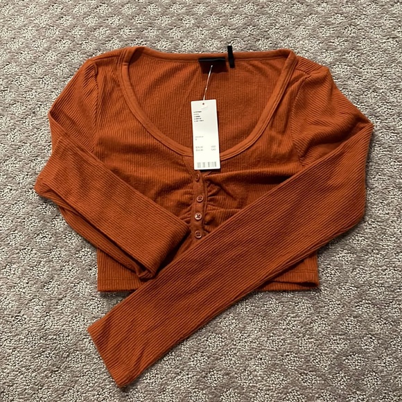 Urban Outfitters Tops - NWT urban outfitters long sleep crop top